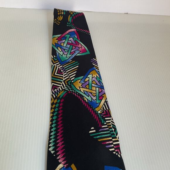 Vintage Bachrach Made in USA Tie Geometric Abstract Pattern 90s All Silk - Picture 7 of 10